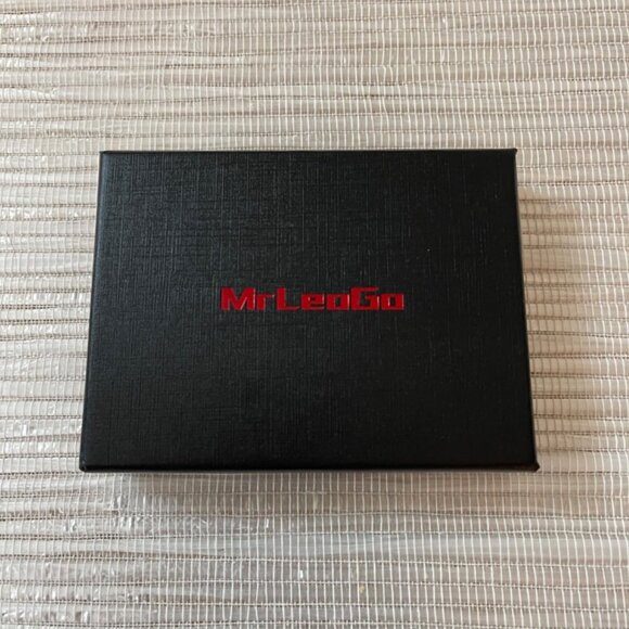 Men's Slim Leather Wallet RFID Blocking 12 Card Slots - Picture 8 of 10